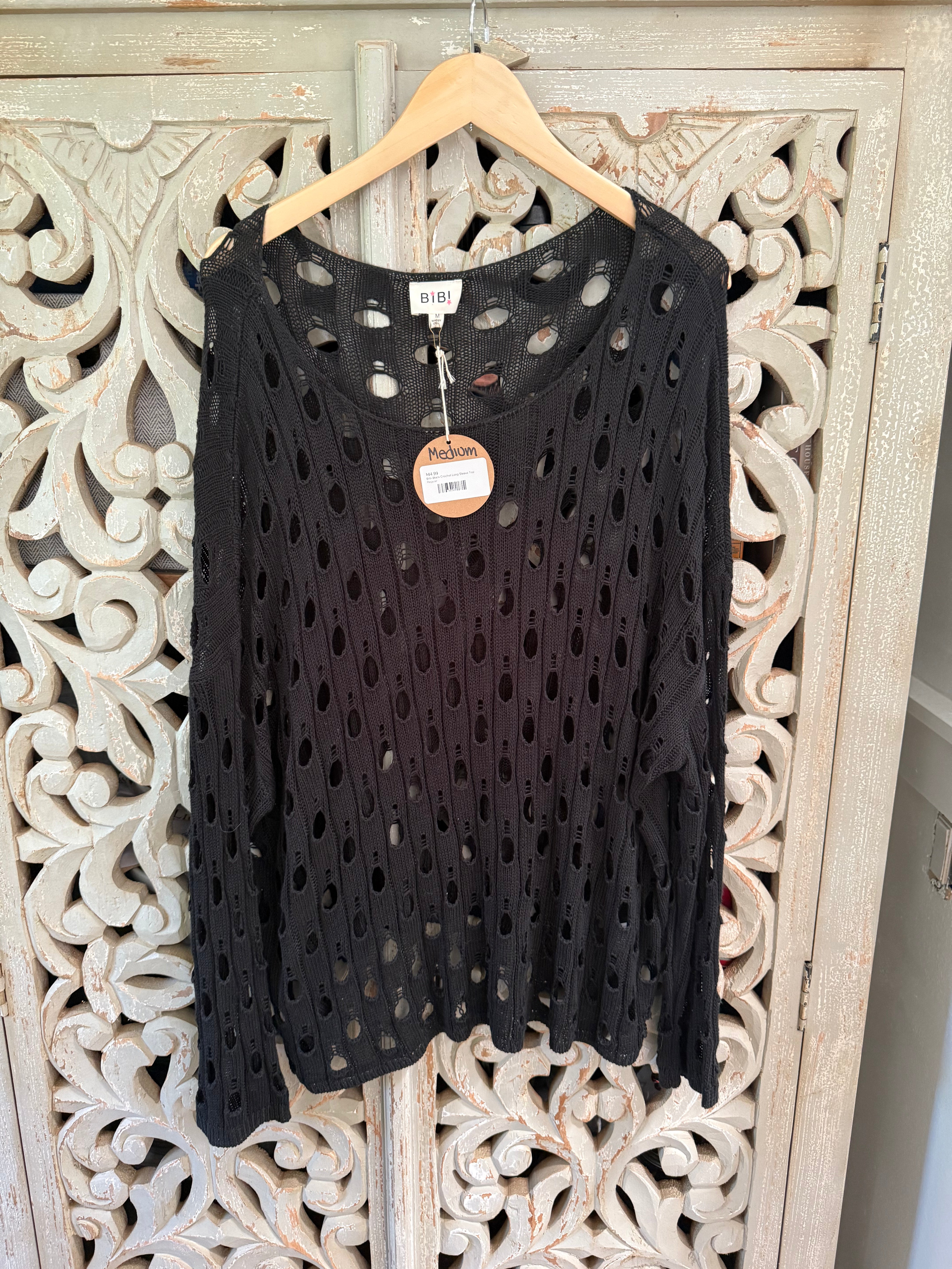 Black Crochet Top Size M (RESTYLE)
