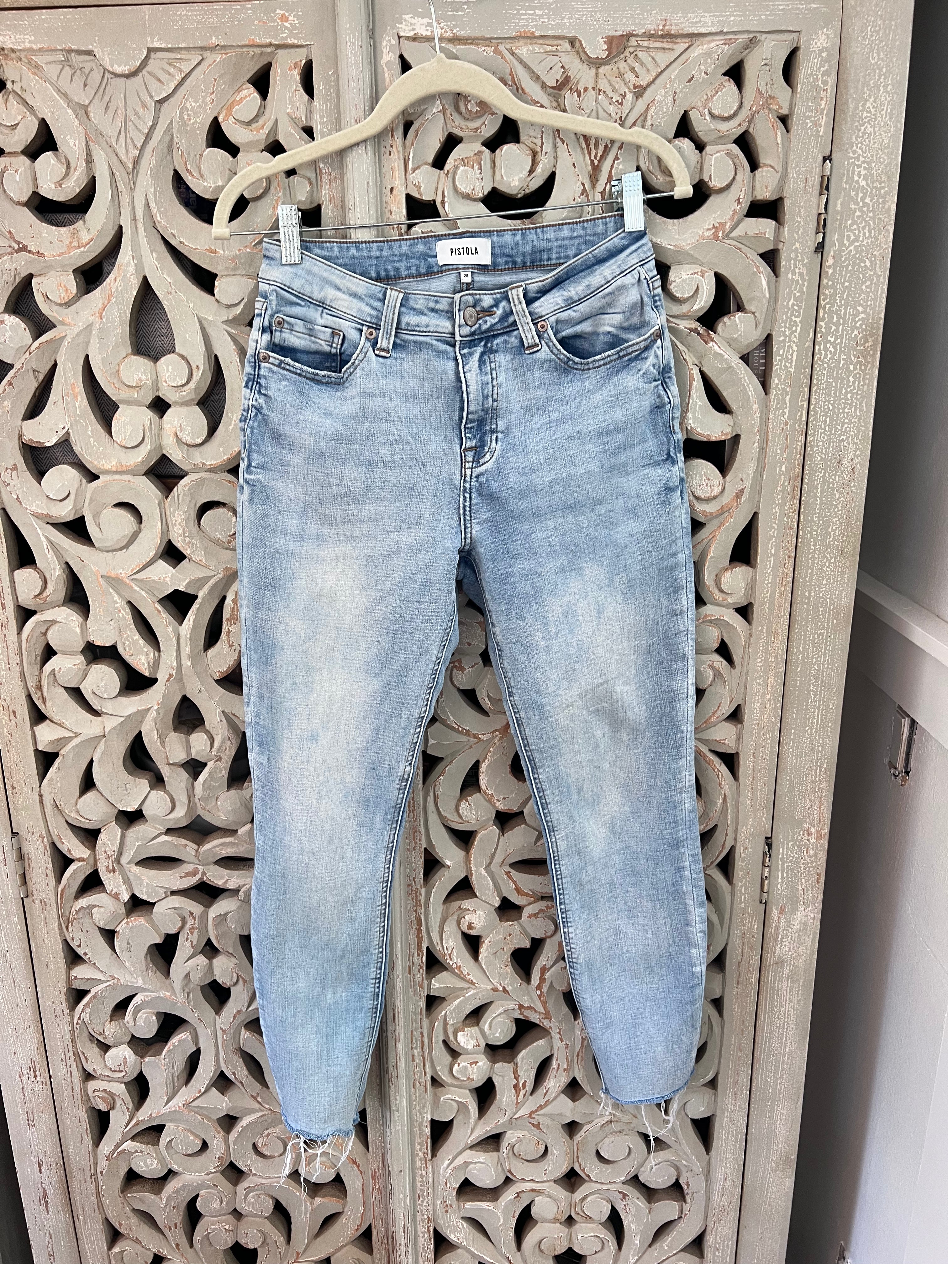 Pistola Jeans Size 28 (RESTYLE)