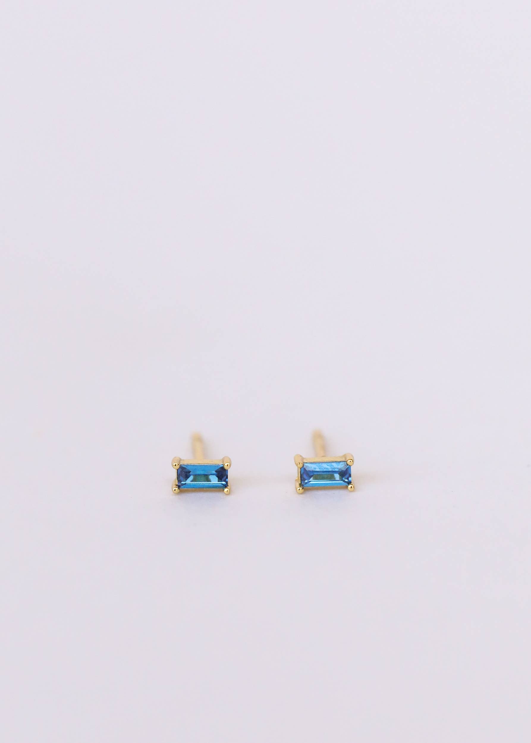 Baguette - Sapphire - Gold Earrings