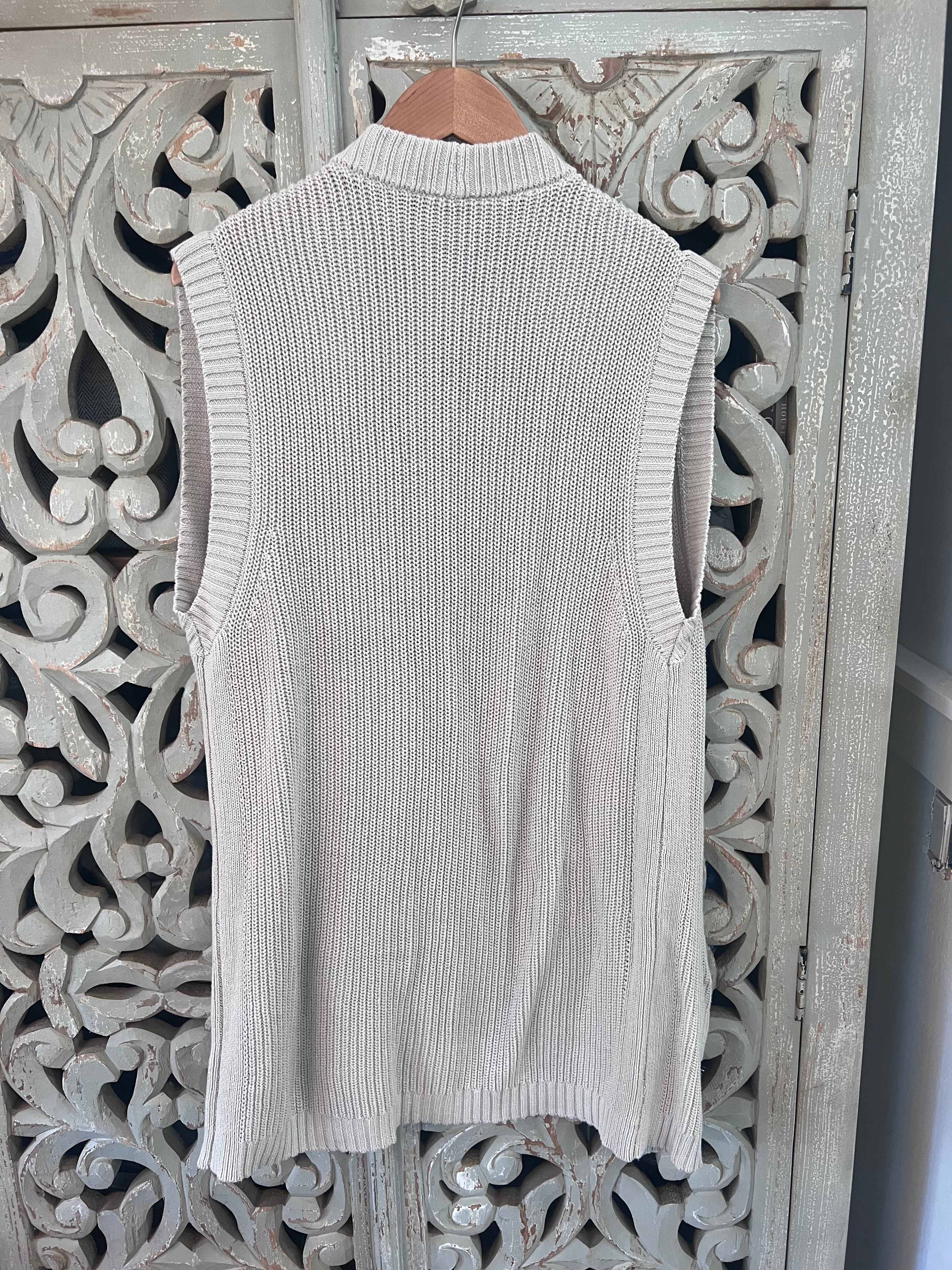 Cream Knit Vest Size L (RESTYLE)