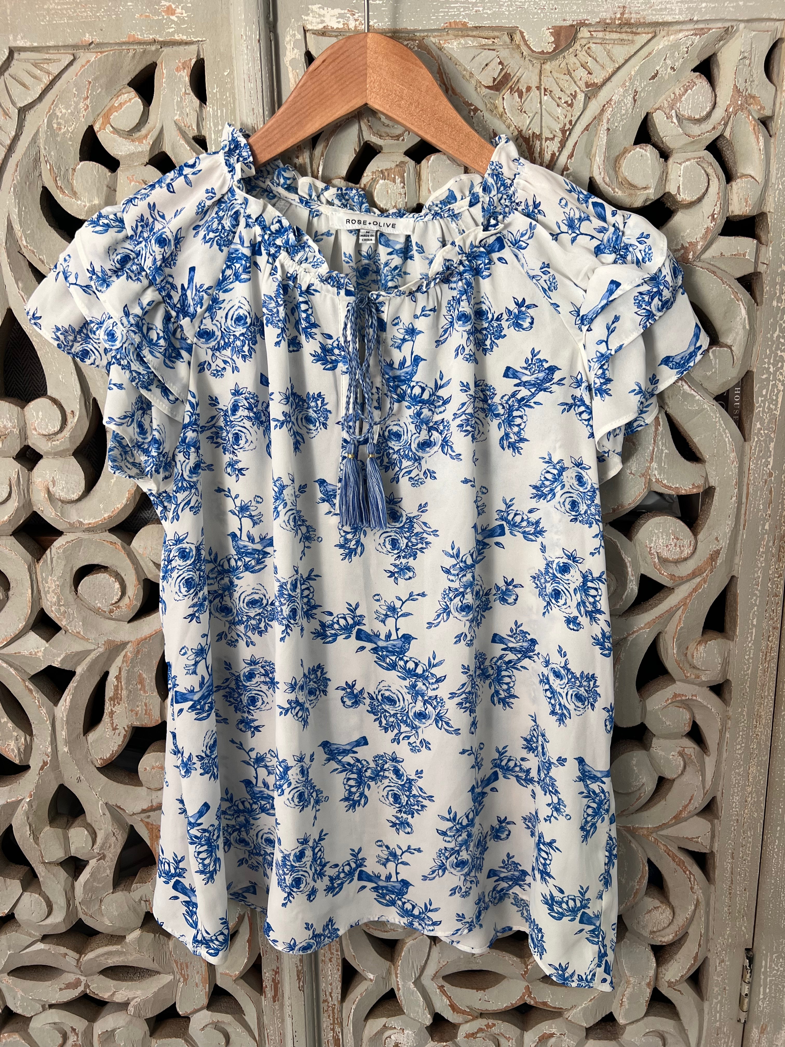 Blue + White Floral Top Size M (RESTYLE)