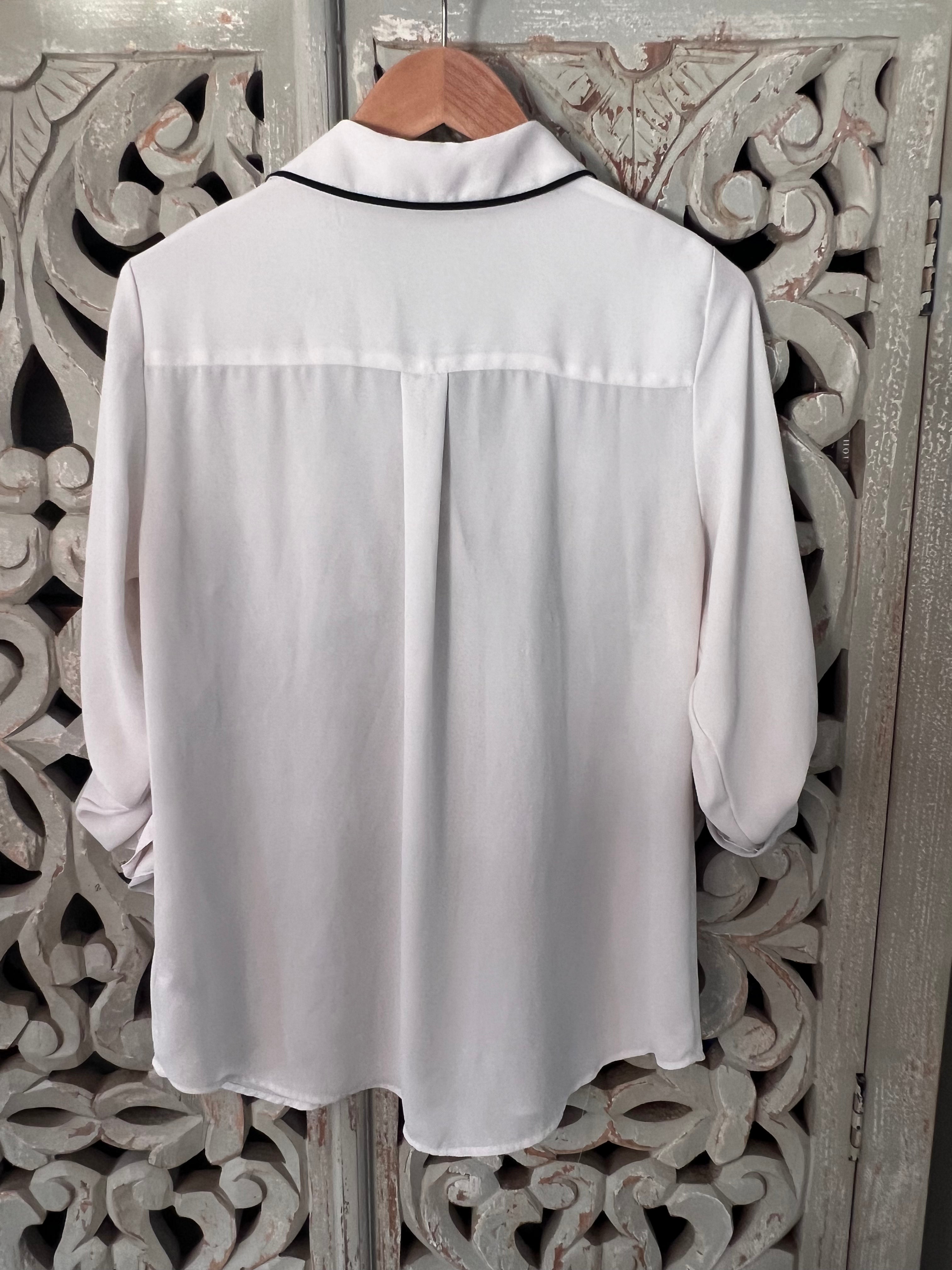 Express Black & White Blouse M (RESTYLE)