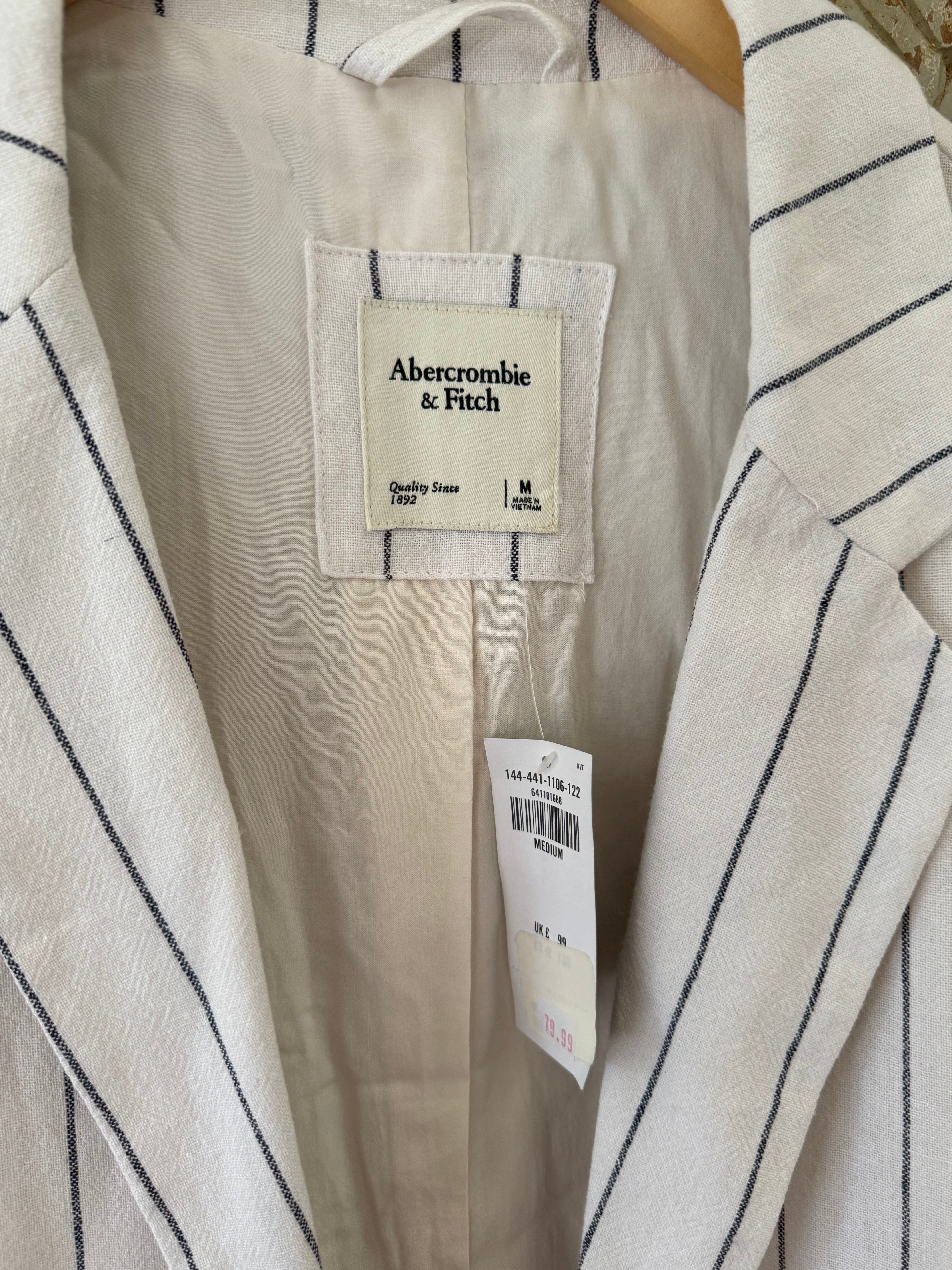 A + F Blazer Size M (RESTYLE)