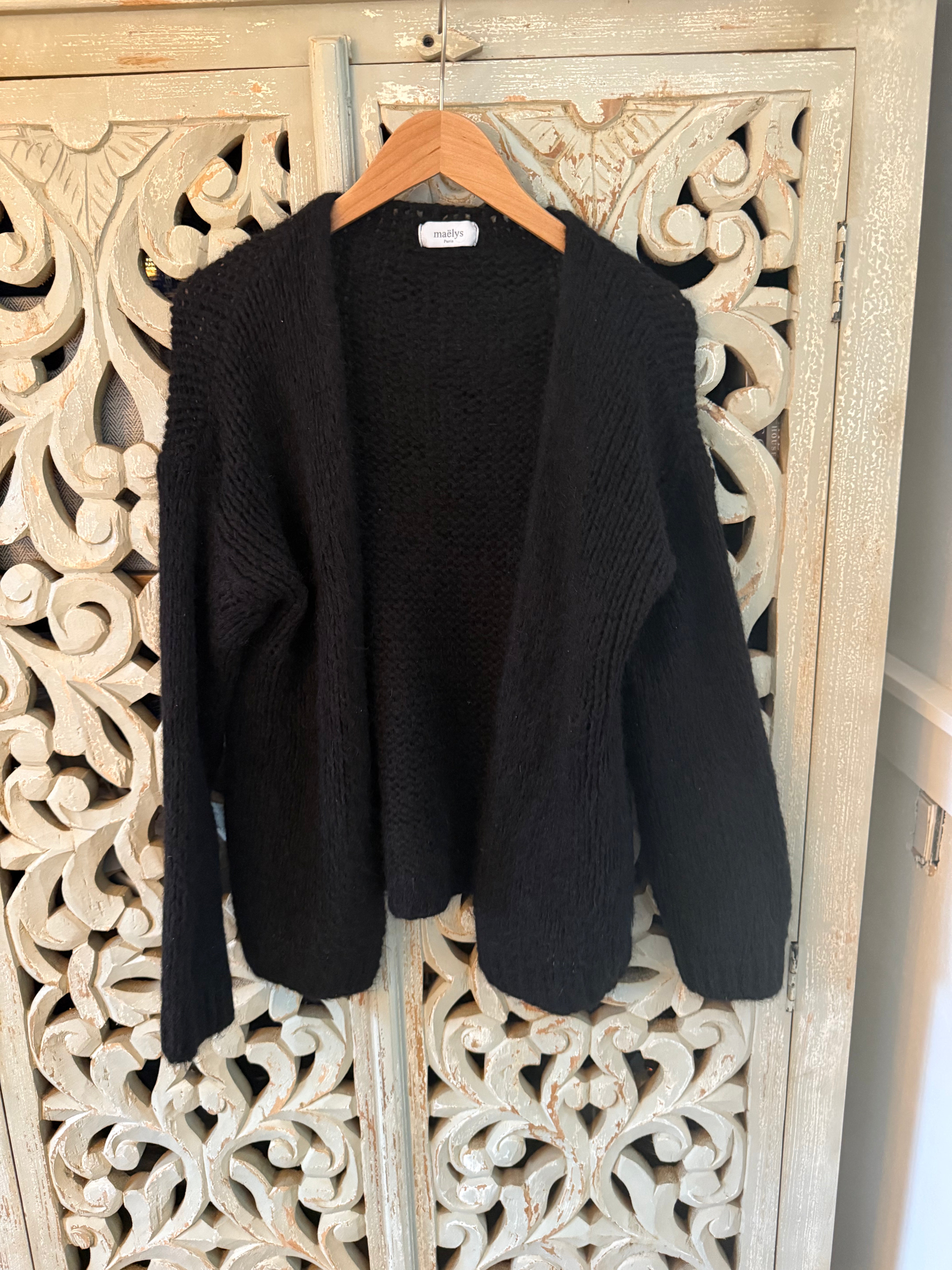 Premium Black Cardigan Size S/M (RESTYLE)