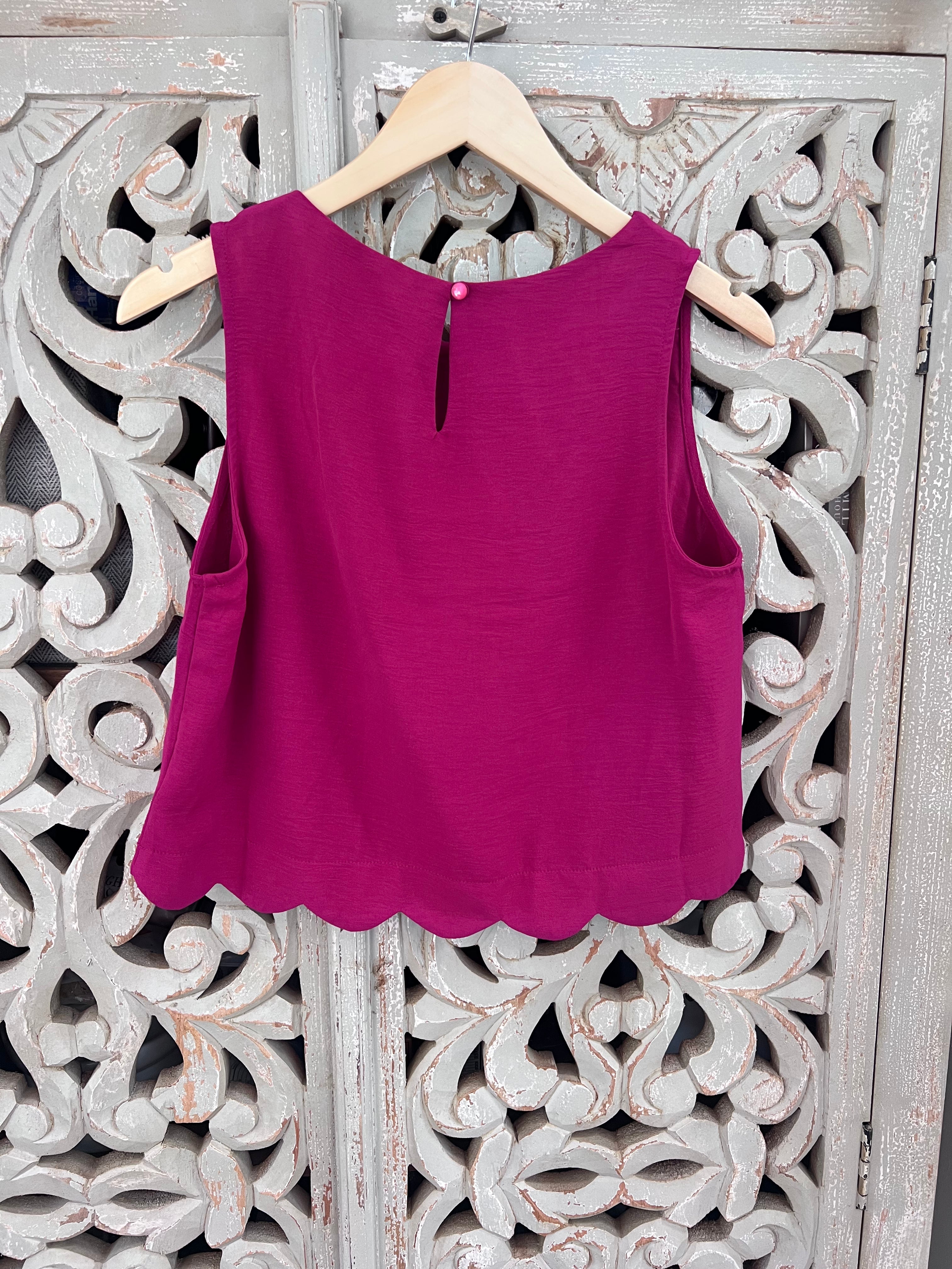 Pink Scalloped Top Size M (RESTYLE)