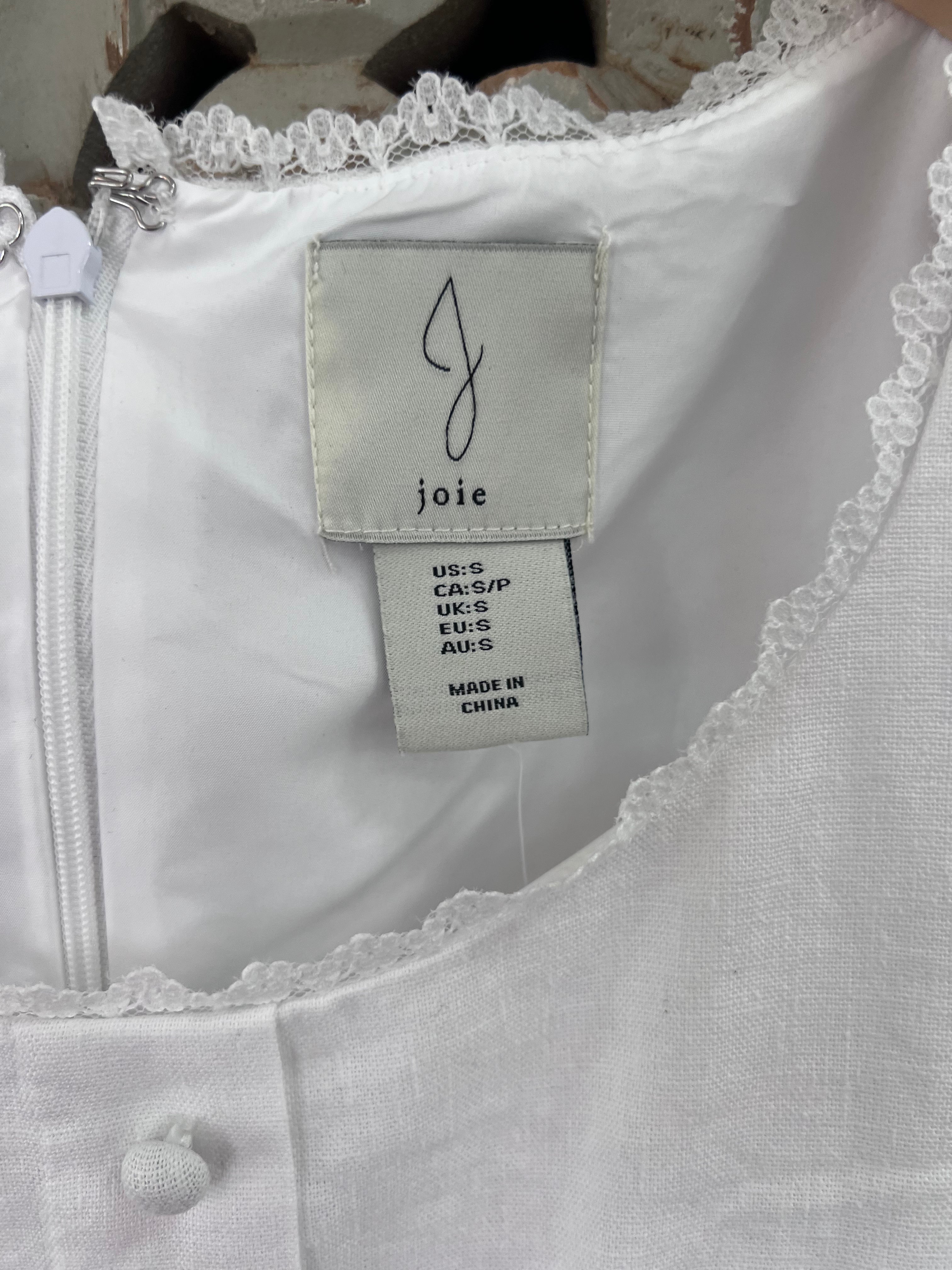 White Dress Size S (RESTYLE)