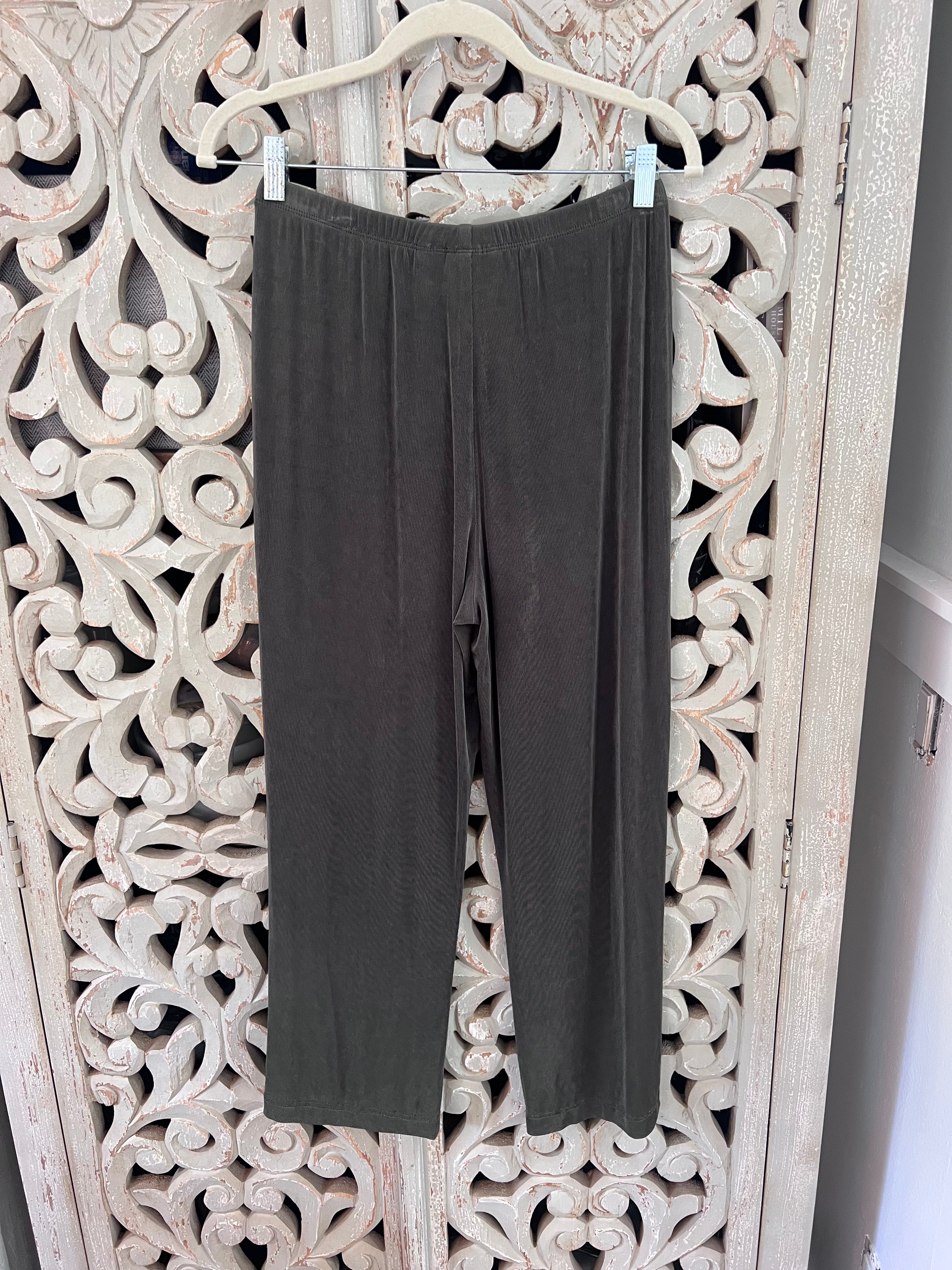Olive Slinky Pants Size 1 (RESTYLE)