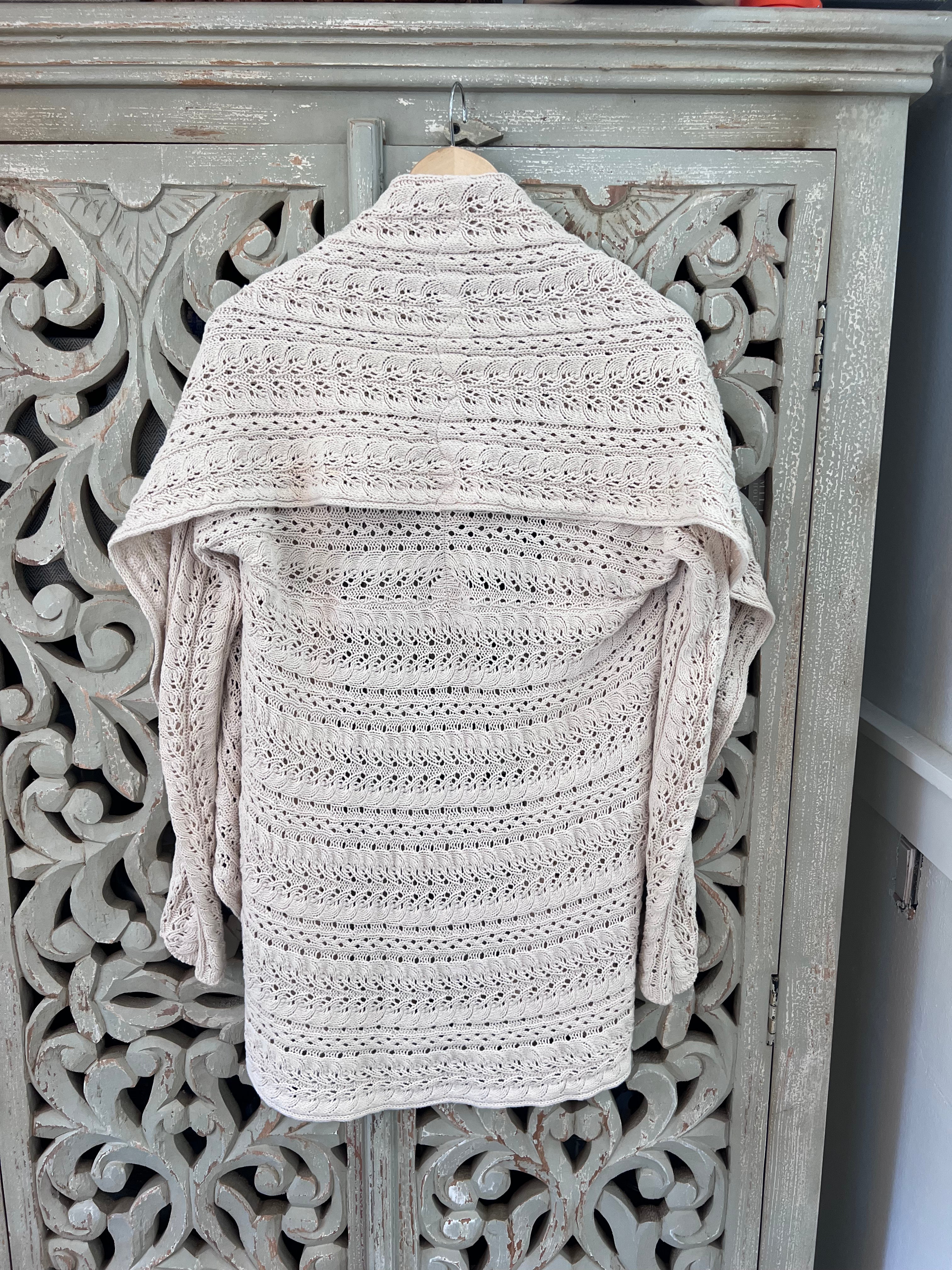 Cream Shawl/Cardigan Size M (RESTYLE)