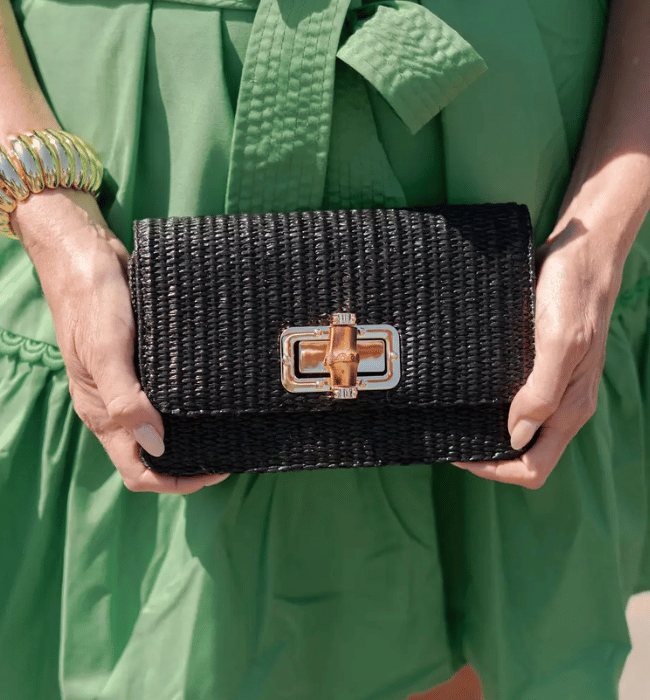 Lilly Black Clutch