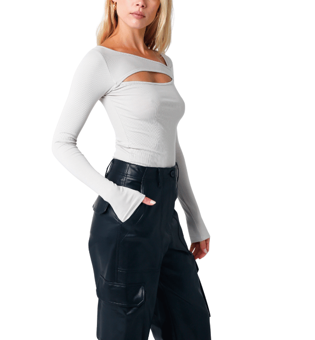 Onyx Keyhole Front Top