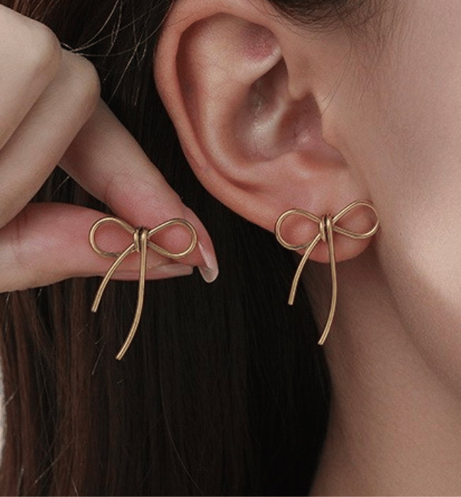 Ribbon Stud Earrings