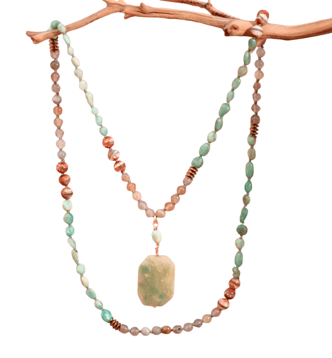 Natural Stone Bead Necklace with Stone Pendant